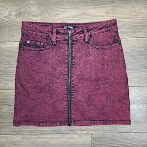 Women's Size Small Hot Topic Red Zip Front Denim/Jean Skirt